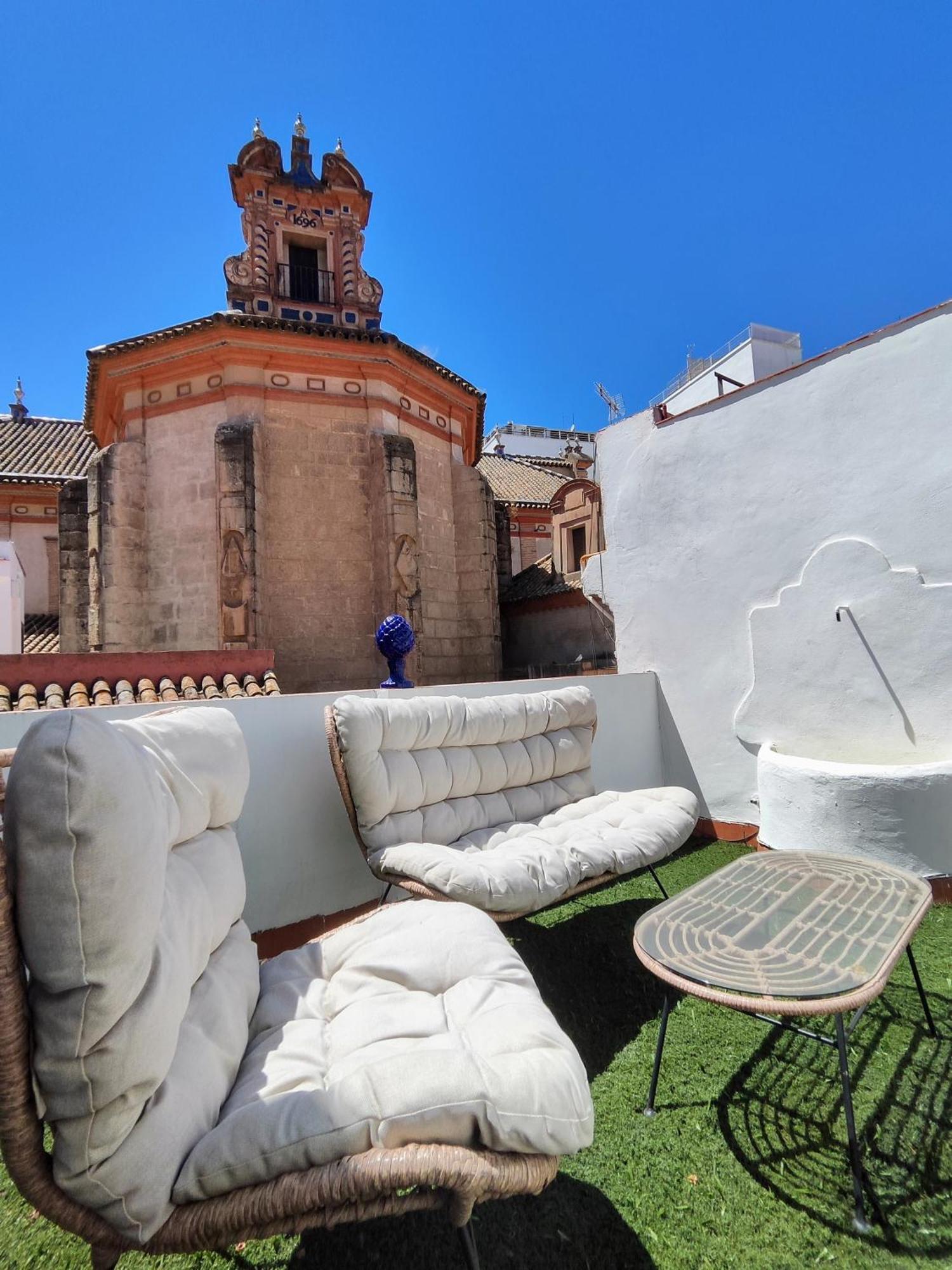 Bailen Duplex Lägenhet Sevilla Exteriör bild