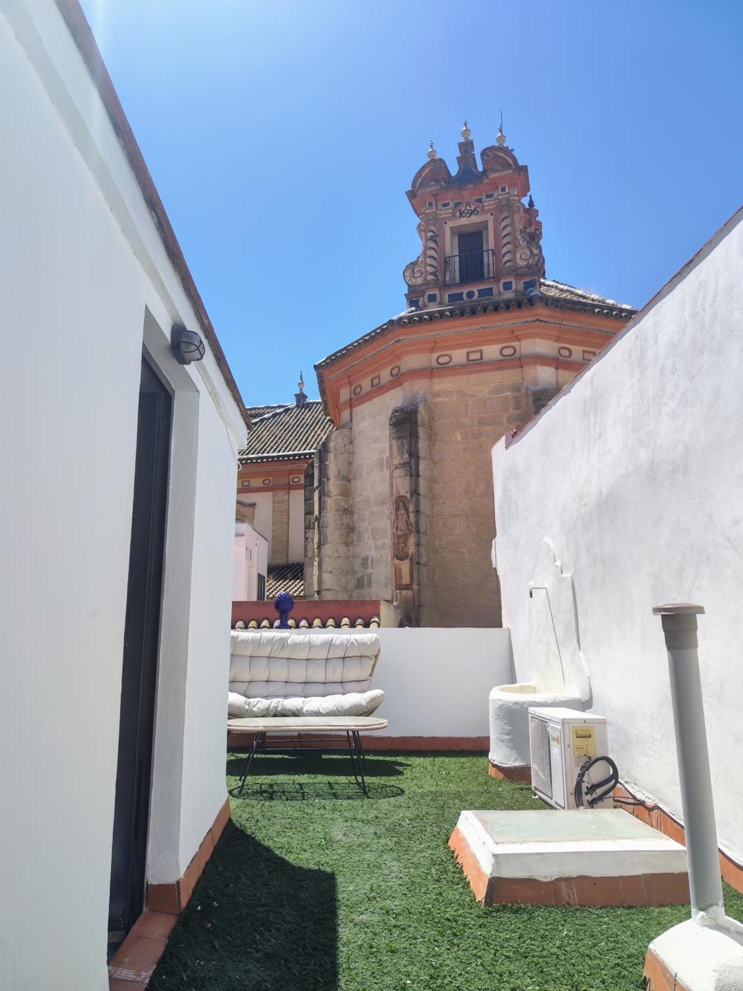 Bailen Duplex Lägenhet Sevilla Exteriör bild
